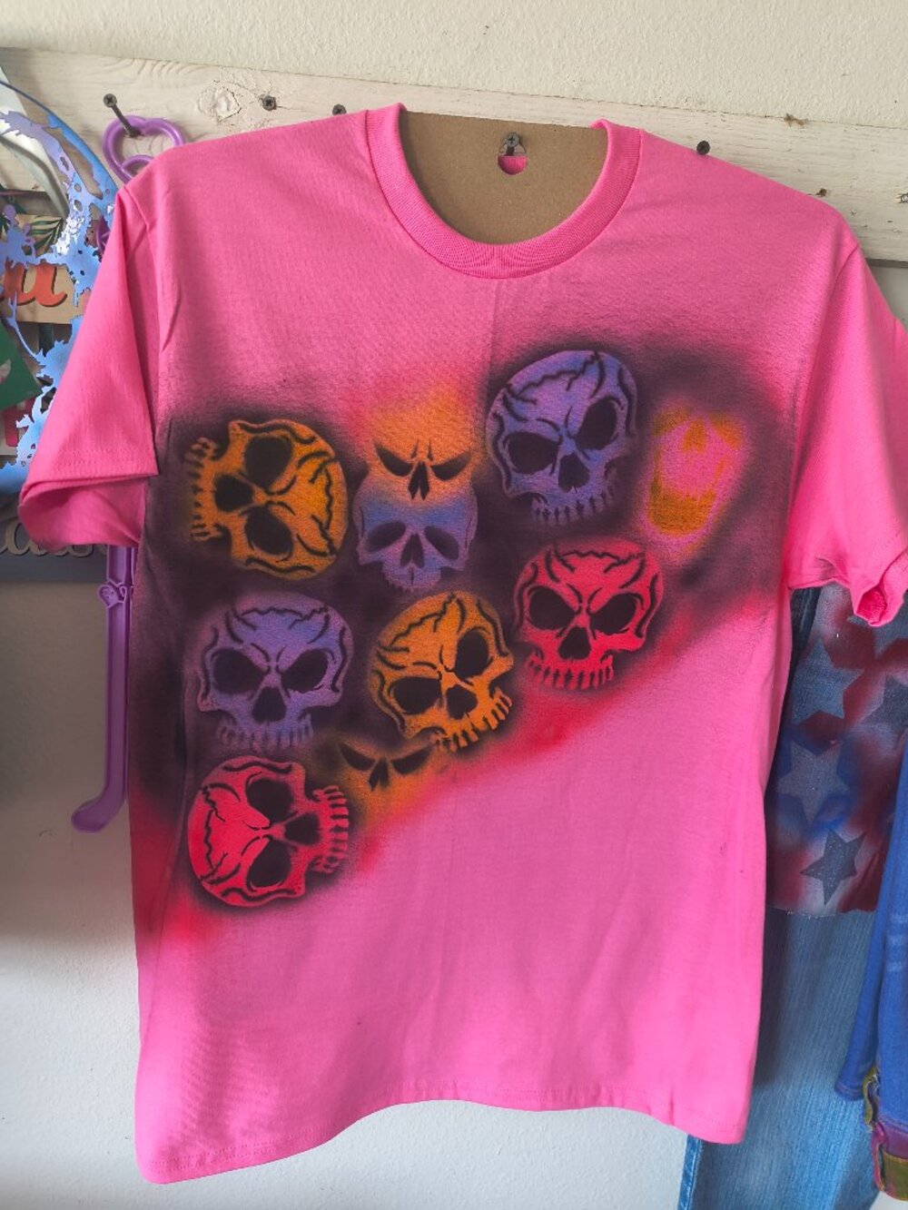 Custom made Skull, Goth themed airbrsuhed short-sleeve